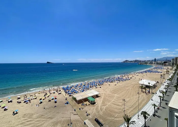 Tor Maraya Seafront Levante Beach